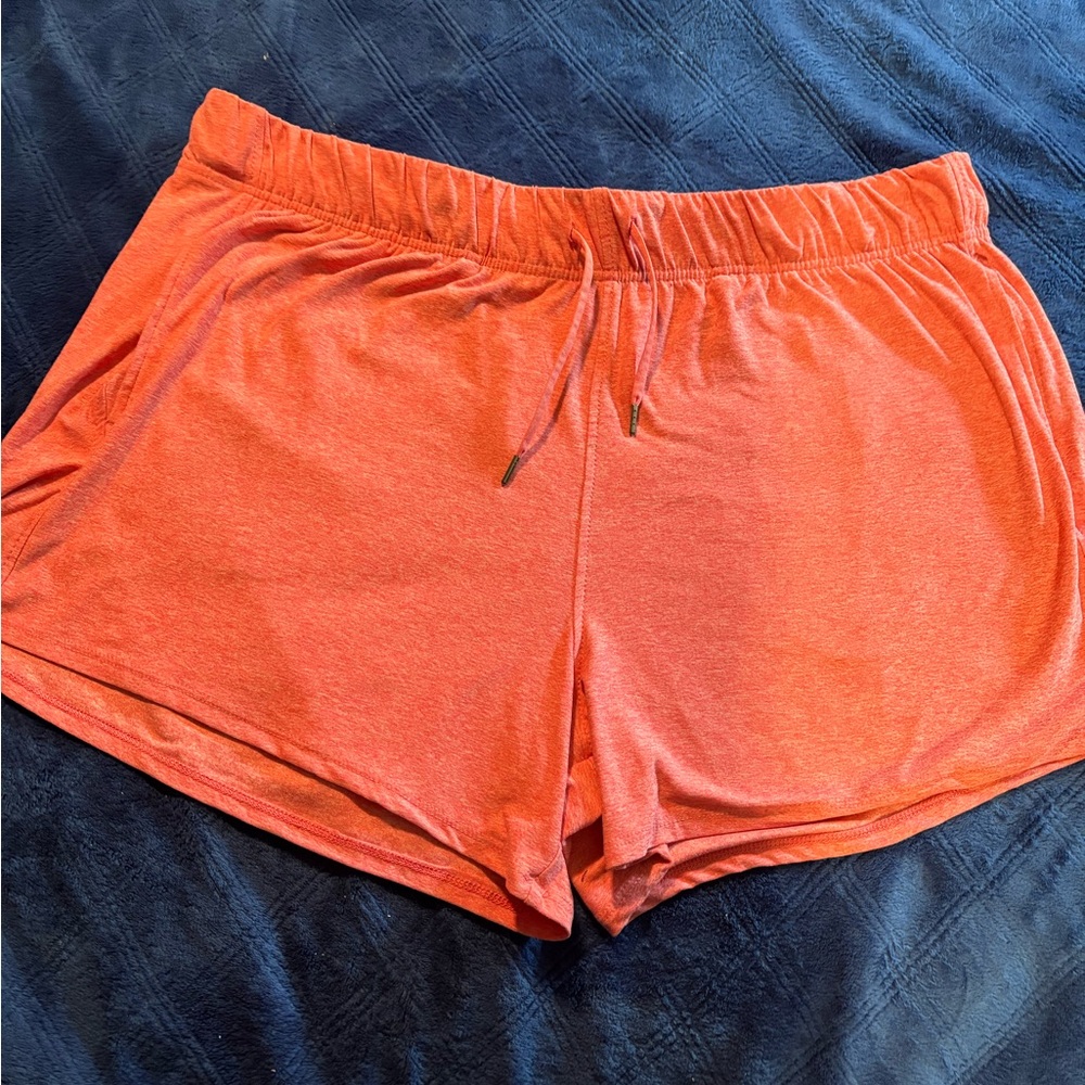 Women’s size XXXL (22) Athletic Works coral shorts with Elastic Waist